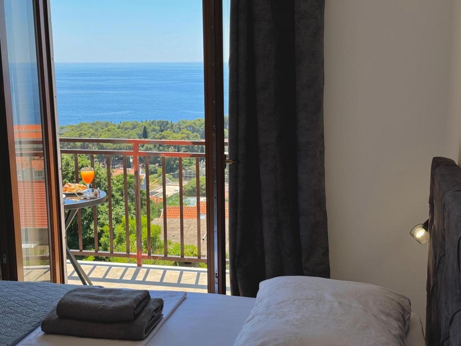 Accommodation Divanovic With Sea View Dubrovnik Dış mekan fotoğraf